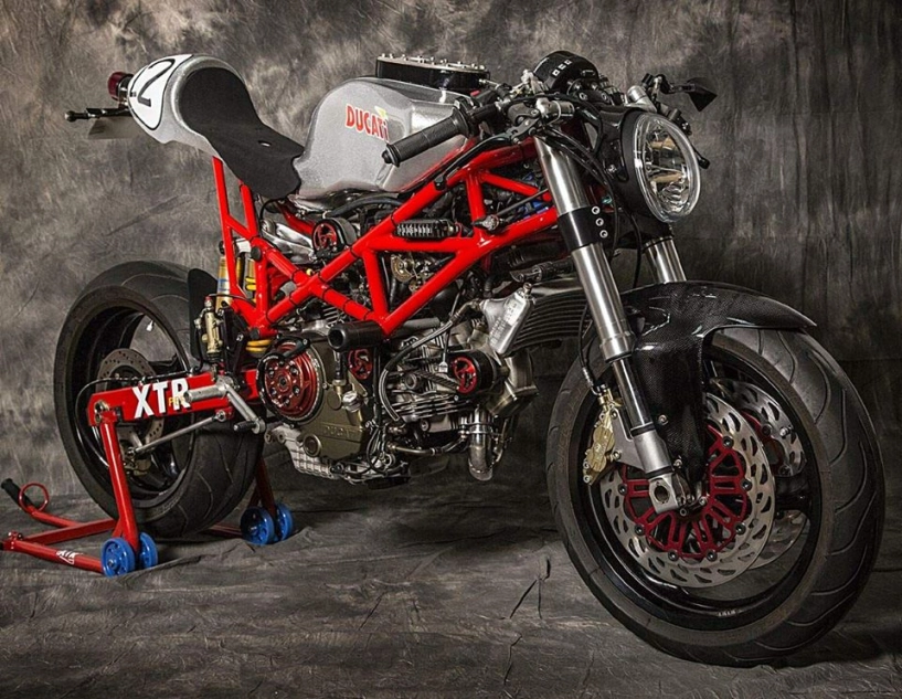 Ducati monster 795 độ cafe racer đầy phong cách - 1