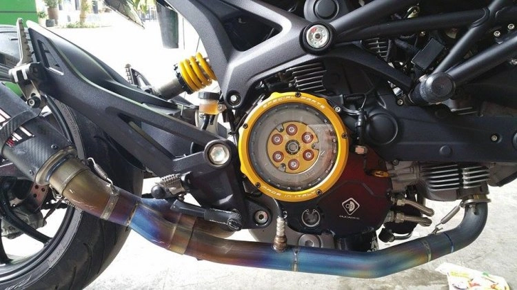 Ducati monster 796 độ cực chất với phiên bản màu vàng lạ mắt - 3