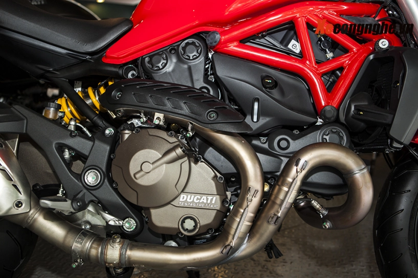 Ducati monster 821 mạnh mẽ và cá tính - 2