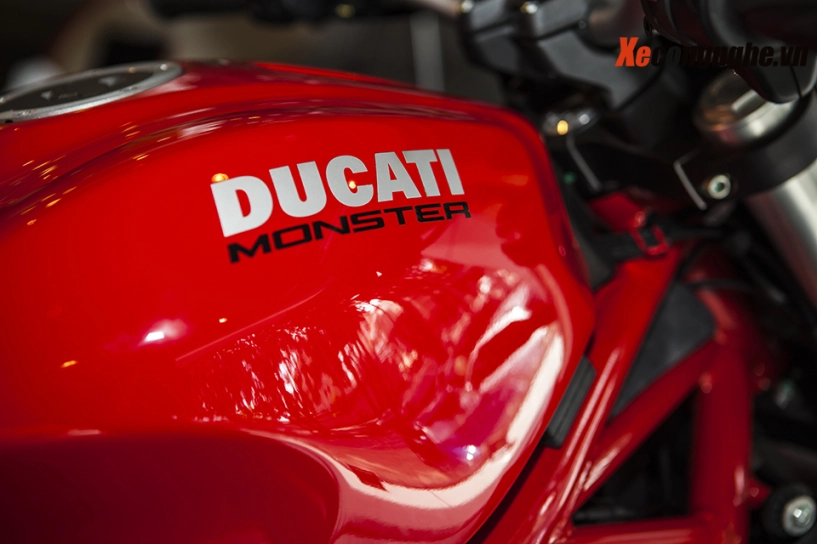 Ducati monster 821 mạnh mẽ và cá tính - 4