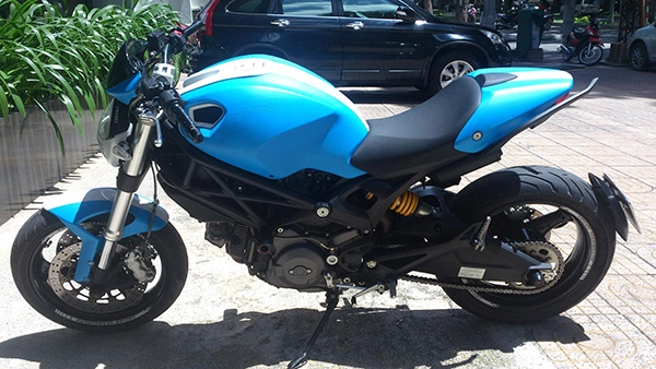 Ducati monster màu xanh độc lạ duy nhất tại sài gòn - 8