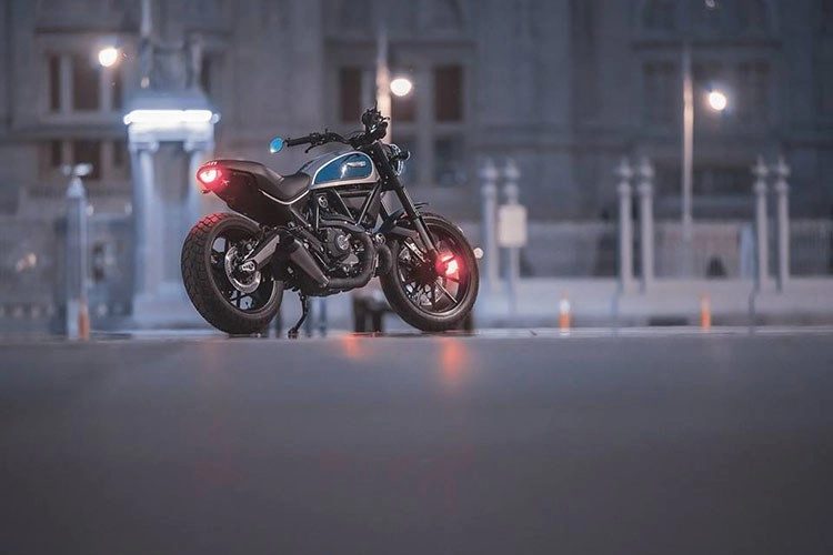 Ducati scrambler phiên bản baby blue đậm chất pháp - 10