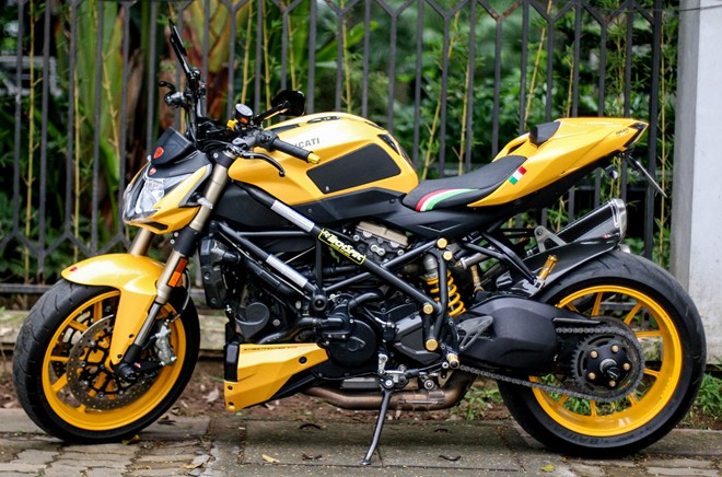 Ducati streetfighter 848 màu vàng độc tại hà nội - 1