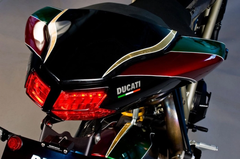Ducati streetfighter s khó có thể đẹp hơn - 13