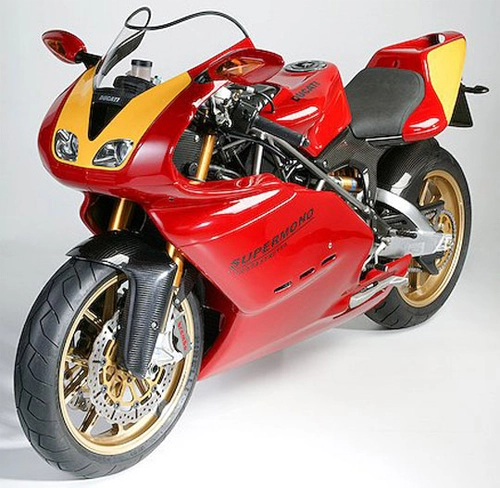 Ducati supermono lực sĩ với số lượng cực hiếm - 6