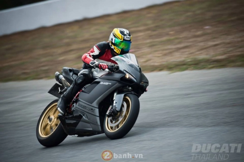Ducati trackday - ngợp trời ducati - 10