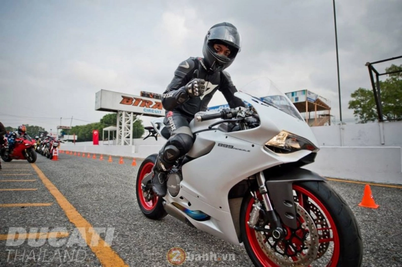 Ducati trackday - ngợp trời ducati - 2