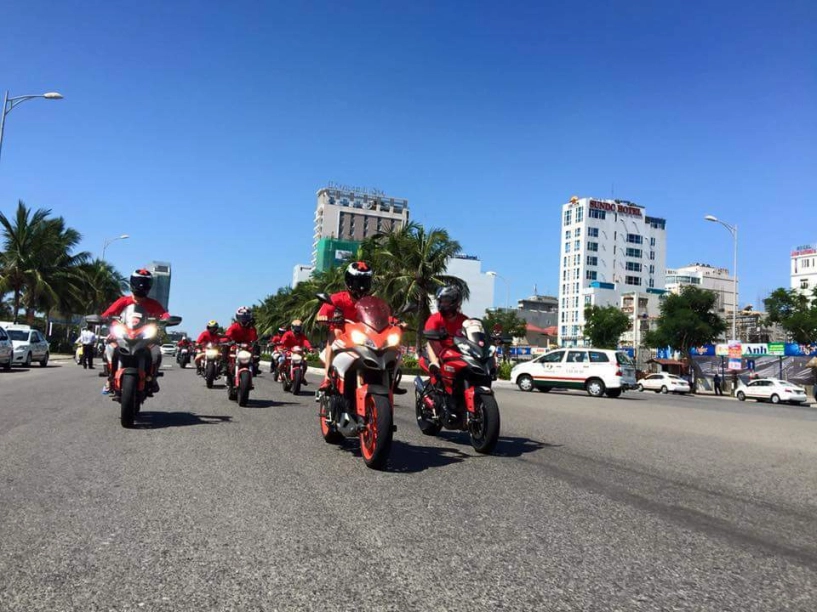 Ducati việt nam diễu hành mừng đại hội mô tô đà nẵng - 4