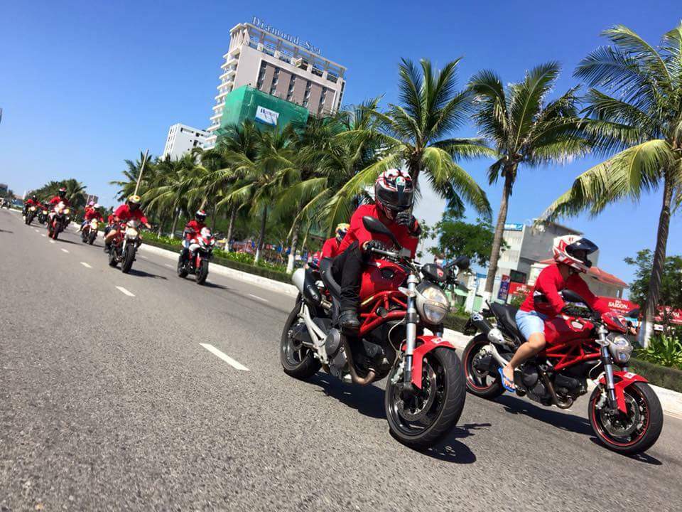 Ducati việt nam diễu hành mừng đại hội mô tô đà nẵng - 5