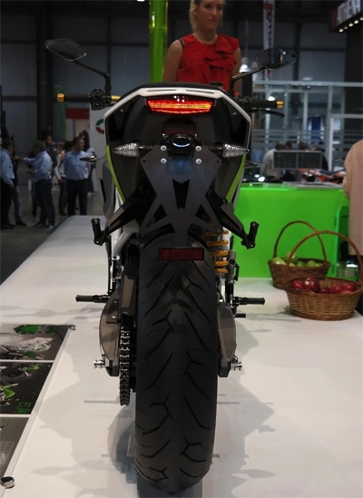 Energica eva siêu nakedbike chạy điện đầu tiên trên thế giới - 8
