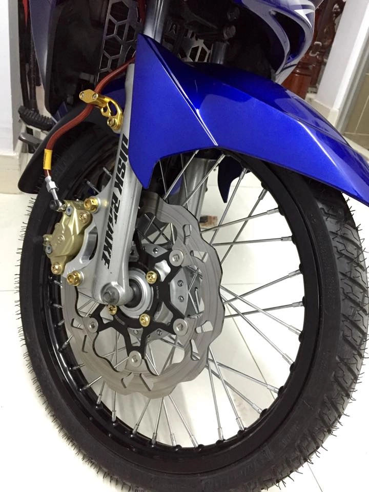 Ex 2010 độ cực sắc sảo với phiên bản xanh gp - 3