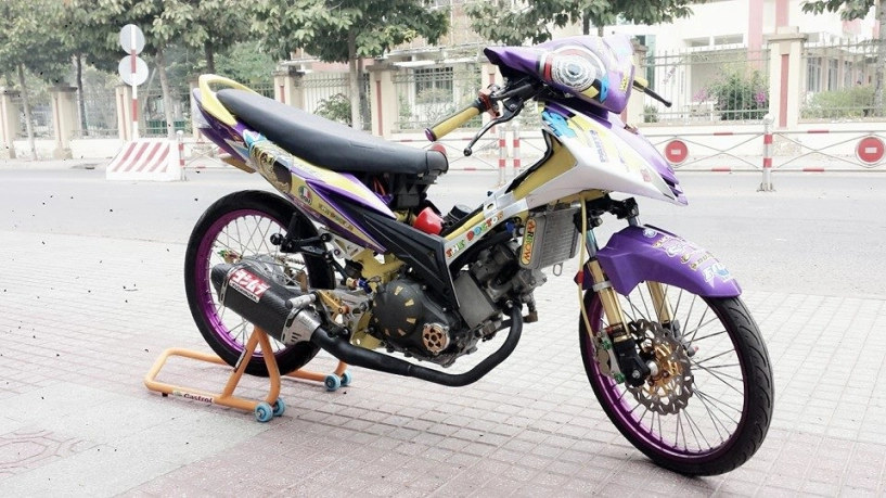 Ex độ drag của năm 2015 với phong cách độc và lạ - 3