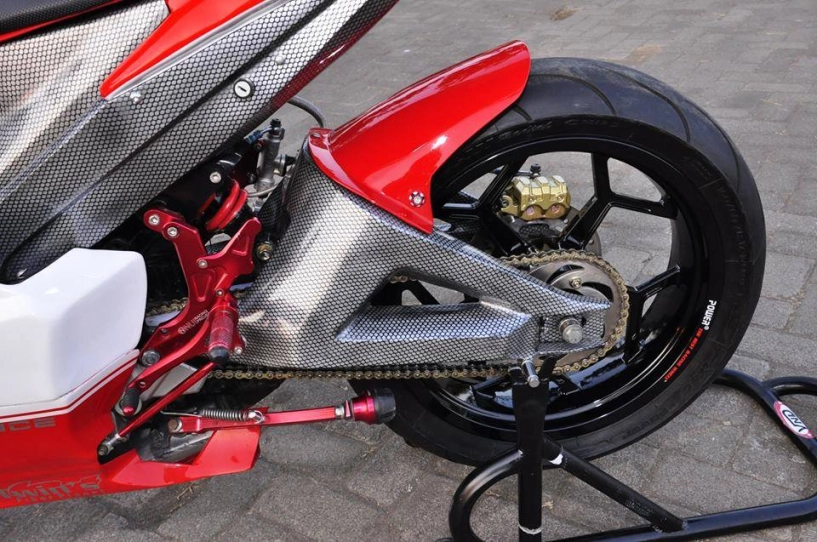 Exciter độ cực chất thành một chiếc siêu mô tô ducati - 3