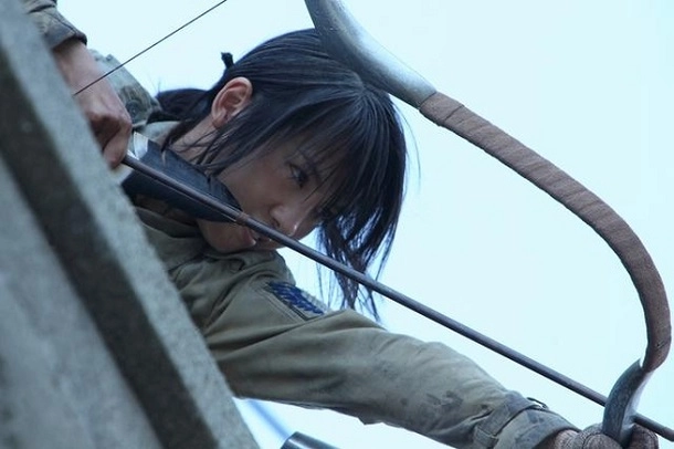 Fan phát điên với trailer dài 3 phút của live action attack on titans - 9