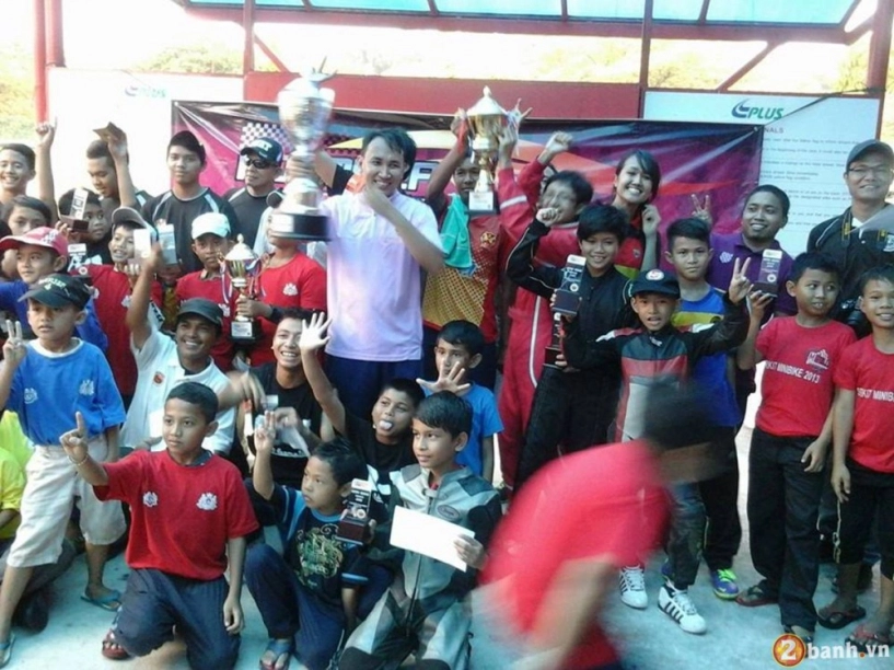 Giải đua môtô ruồi và thú chơi tao nhã của người malaysia - 2