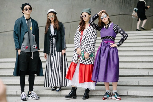 Gu mặc ấn tượng của tín đồ thời trang seoul fashion week - 8
