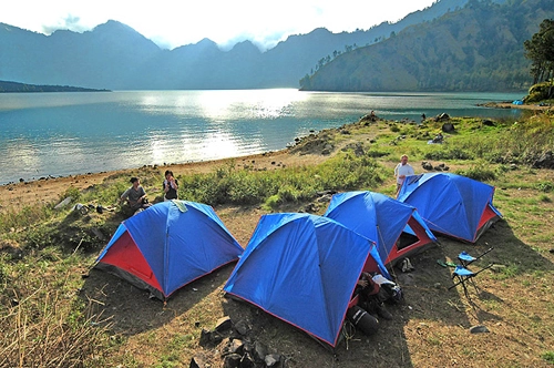 Gunung rinjani hành trình cheo leo bên miệng núi lửa - 3