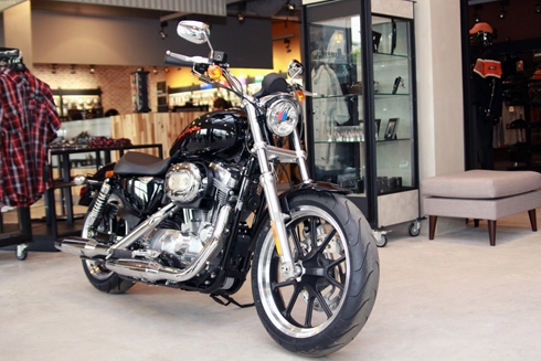 Harley davidson 883 superlow 2014 ở việt nam - 1