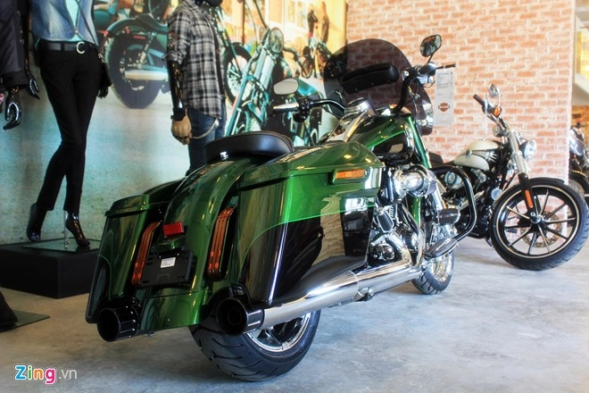Harley-davidson cvo road king flhrse đời 2014 giá 15 tỷ đồng tại việt nam - 2
