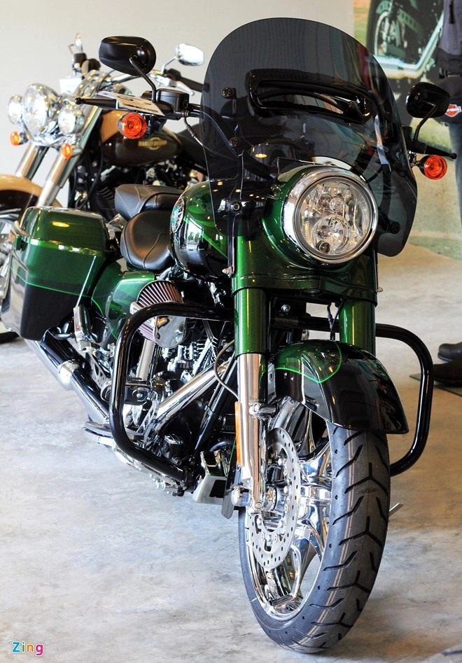 Harley-davidson cvo road king flhrse đời 2014 giá 15 tỷ đồng tại việt nam - 3