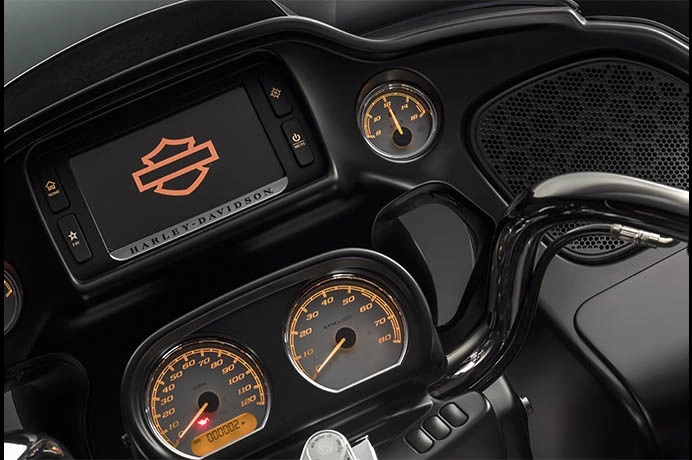 Harley-davidson road glide 2015 phiên bản mới được nâng cấp mạnh mẽ - 7