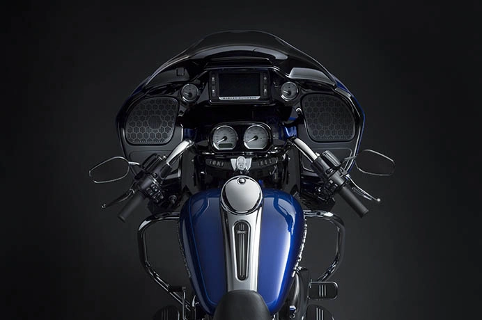 Harley-davidson road glide 2015 phiên bản mới được nâng cấp mạnh mẽ - 6
