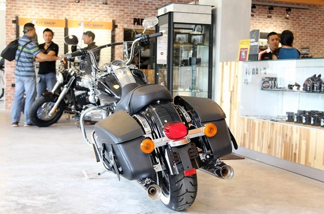 Harley-davidson road king classic 2014 với giá bán gần 1 tỷ ở việt nam - 3