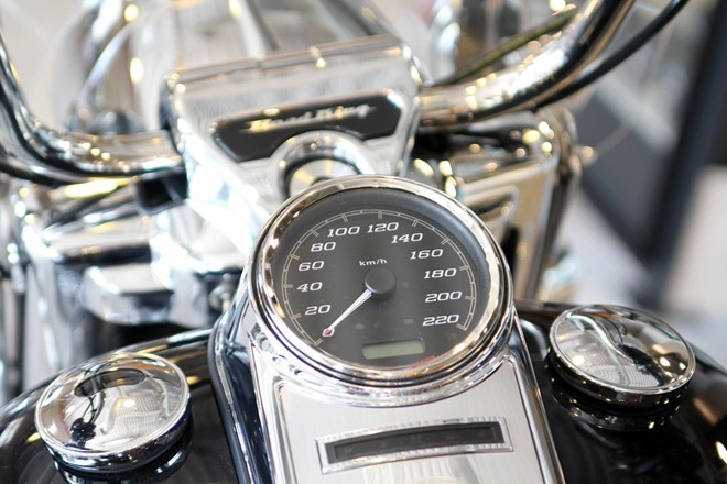 Harley-davidson road king classic 2014 với giá bán gần 1 tỷ ở việt nam - 13