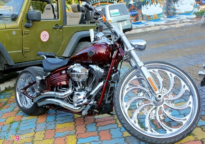 Harley-davidson rocker c độ cặp mâm hơn 6000 đô tại hà thành - 1