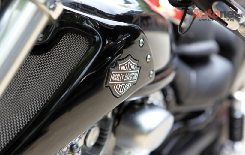 Harley-davidson v-rod muscle 2014 chiếc xe cruiser mạnh nhất thế giới - 20
