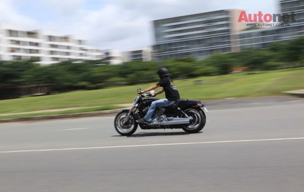 Harley-davidson v-rod muscle 2014 chiếc xe cruiser mạnh nhất thế giới - 7