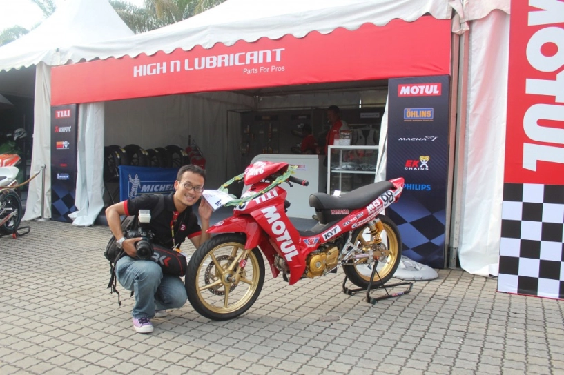 Hình ảnh và clip moto gp 2014 do thành viên 2banh ghi lại từ trường đua sepang - 21