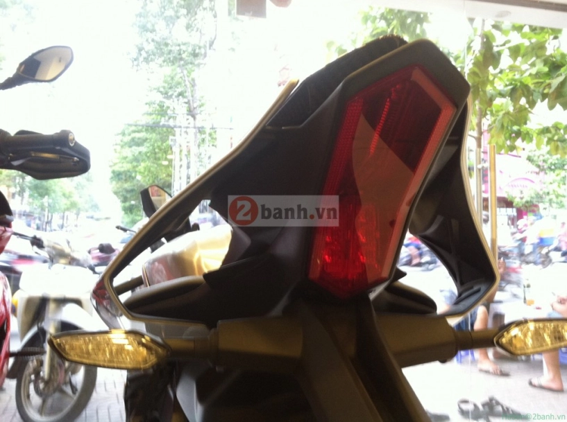 Hình ảnh và clip siêu môtô yamaha r1m tại sài gòn - 14