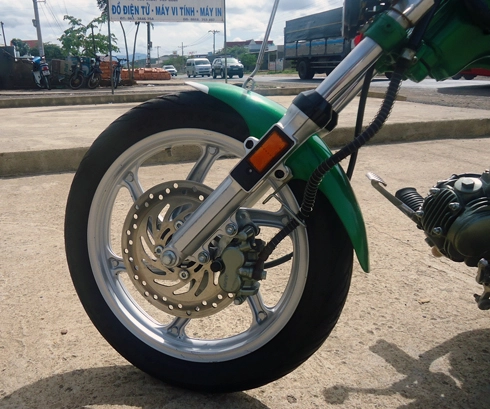 Honda 67 độ phong cách chopper - 7