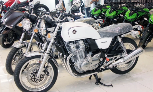 Honda cb1100 ex 2015 đầu tiền về việt nam - 2