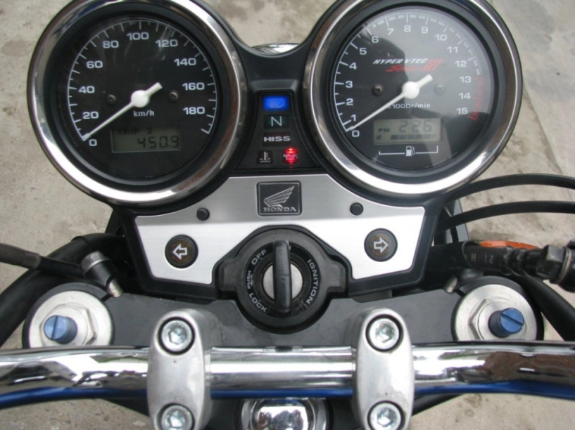 Honda cb400 superfour nakedbike dành cho người tập chơi - 4