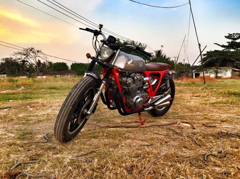 Honda cb750 độ siêu ngầu với phong cách tracker - 1