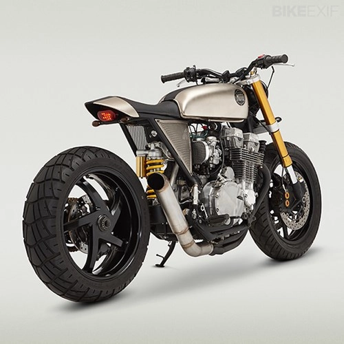 Honda cb750 nighthawk siêu độc với phong cách street tracker - 4