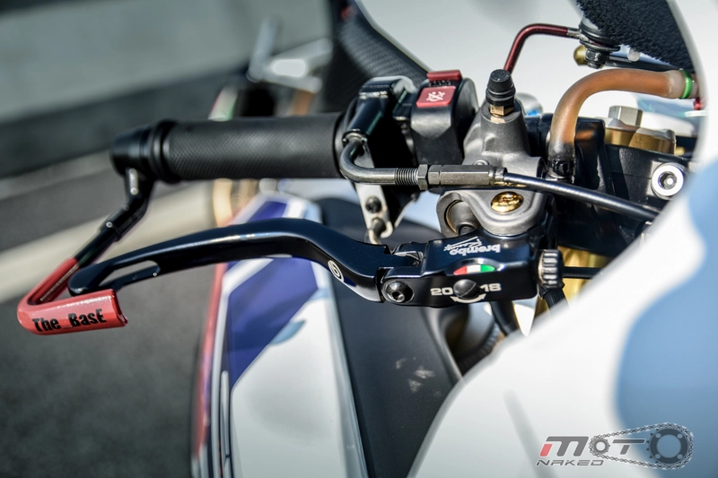 Honda cbr1000rr fireblade sp độ full option tại thái - 24