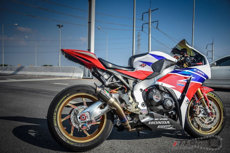 Honda cbr1000rr fireblade sp độ full option tại thái - 31