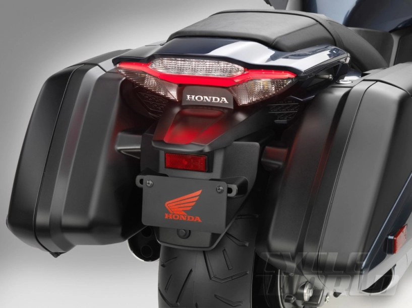 Honda ctx1300 mới hiện đại và mạnh mẽ - 4