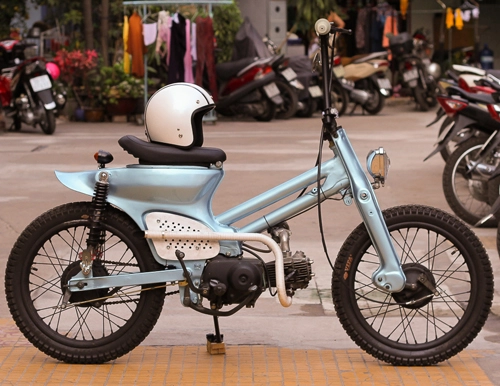 Honda cub độ theo phong cách bobber dành cho fa - 4