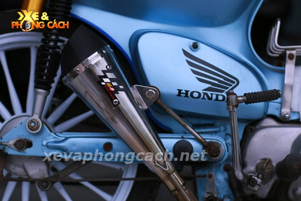 Honda cub đời 79 độ chất với phong cách bobber - 9