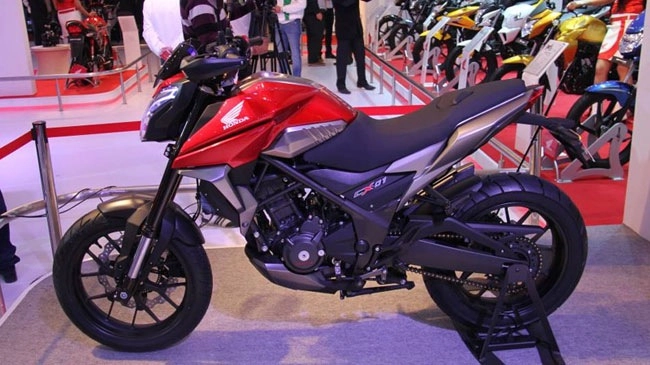 Honda cx-01 xe nakedbike phong cách streetfighter - 1