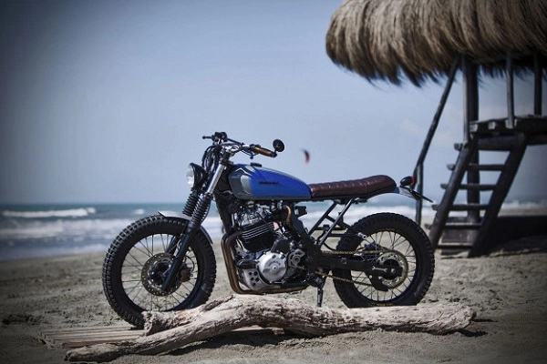 Honda dominator nx650 chất chơi cùng phong cách scrambler - 1