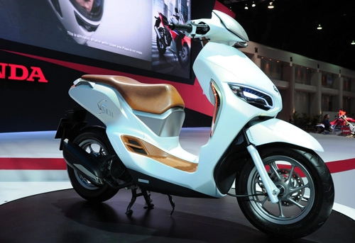 Honda es01 - concept scooter sang trọng và lạ mắt - 3