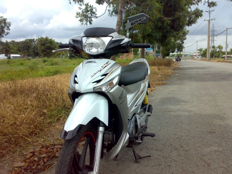 Honda future x 125 fi trắng-bạc-vàng 2011 - 1