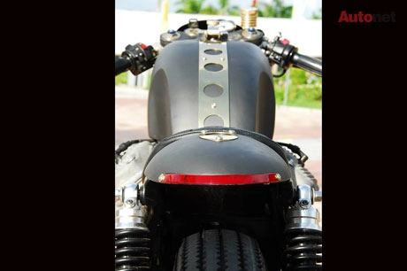 Honda gl400 độ cafe racer độc đáo tại việt nam - 10