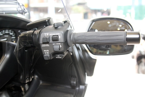 Honda goldwing airbag 2014 - 15
