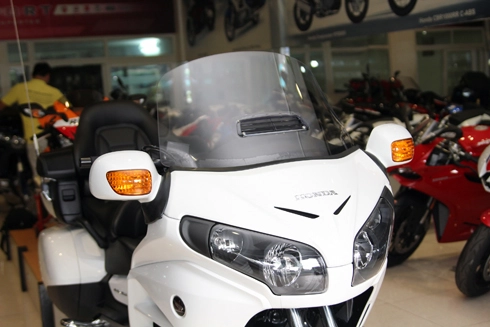 Honda goldwing airbag 2014 vừa cập bến việt nam - 6